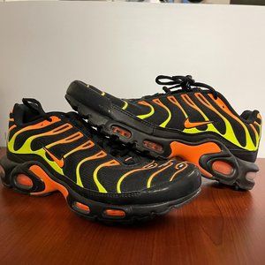 NIKE Air Max Plus SE TN1 Tuned Men's Sneaker